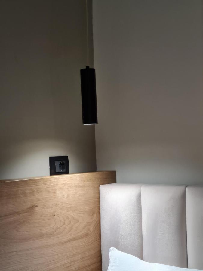 Tam Serviced Studio Apartment Myslym Shyri No1 Tirana Buitenkant foto