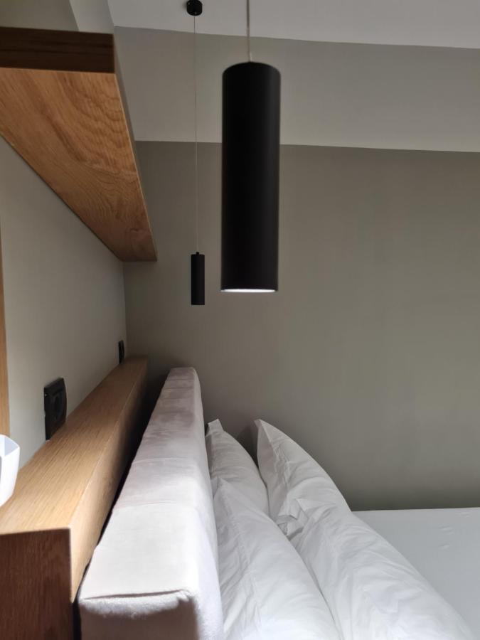 Tam Serviced Studio Apartment Myslym Shyri No1 Tirana Buitenkant foto