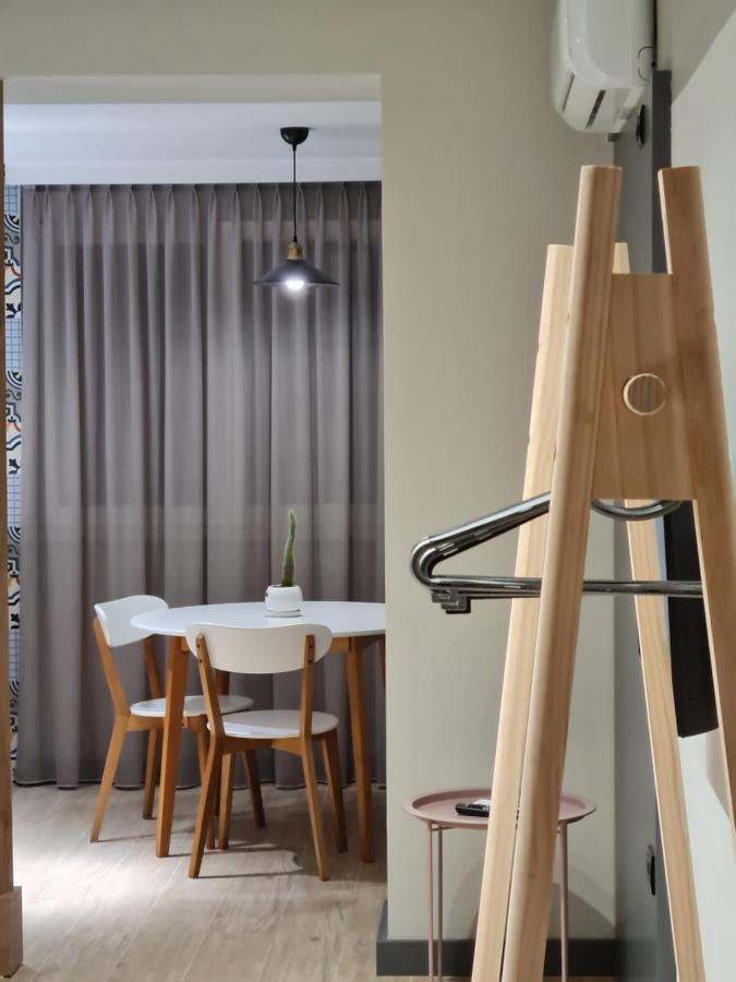 Tam Serviced Studio Apartment Myslym Shyri No1 Tirana Buitenkant foto